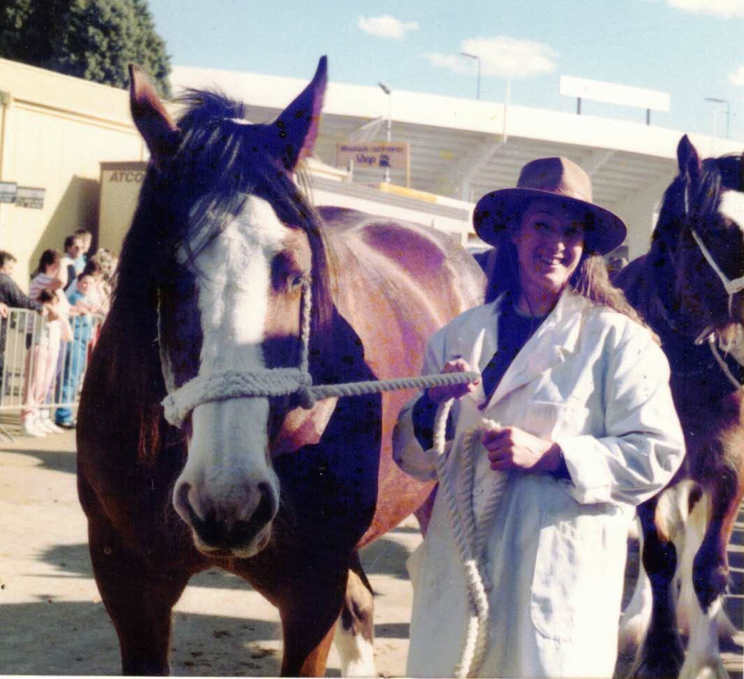 Karen Bond leading ‘Moorland Melody’ in the Grand Parade as a young girl in the late 70’s. Karen recalls that she was always happy to be spending most of her time out in the horse wash and not in the limelight!